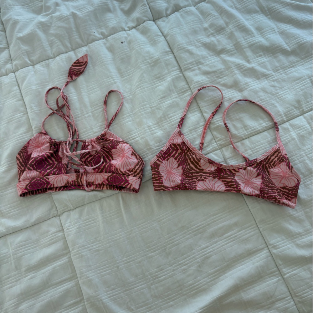 Benoa wild thing tops